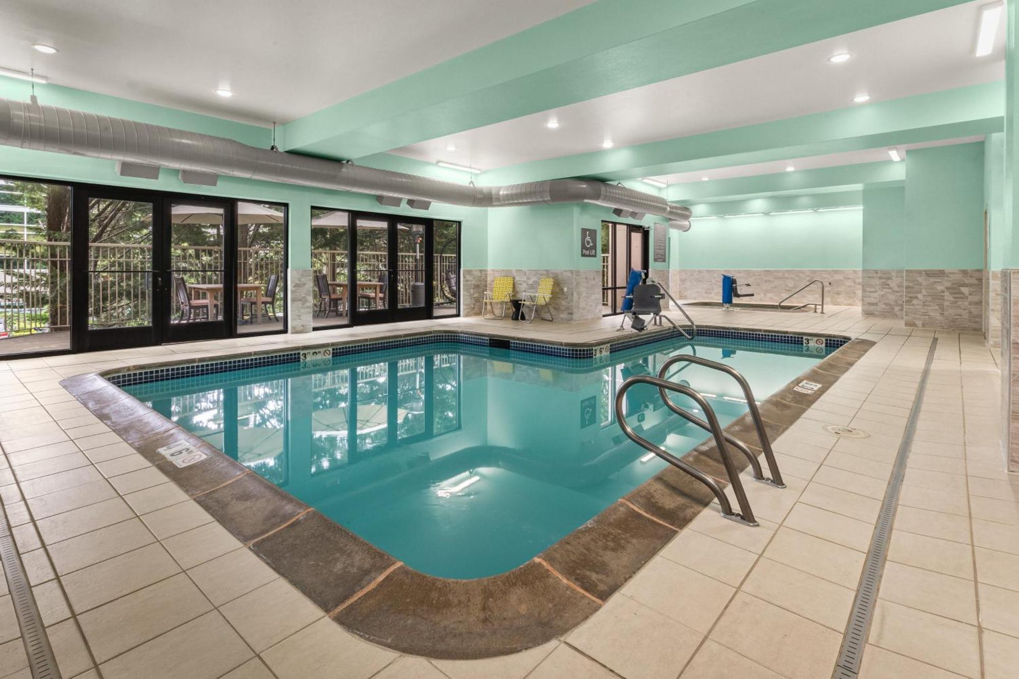 Holiday Inn & Suites Bothell An Ihg Hotel Eksteriør billede